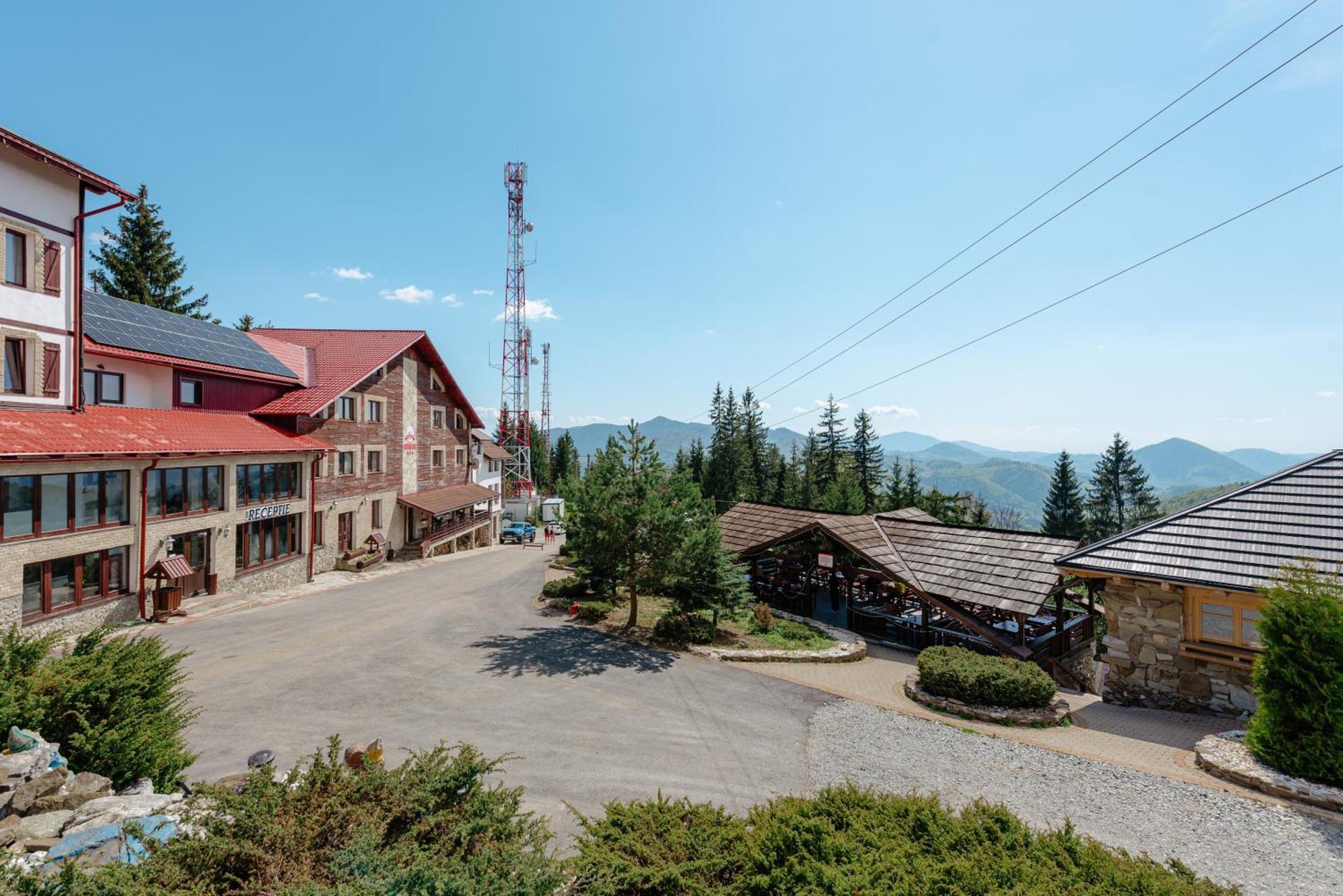 Complex Turistic Alpina Blazna Sant Hotel Exterior photo