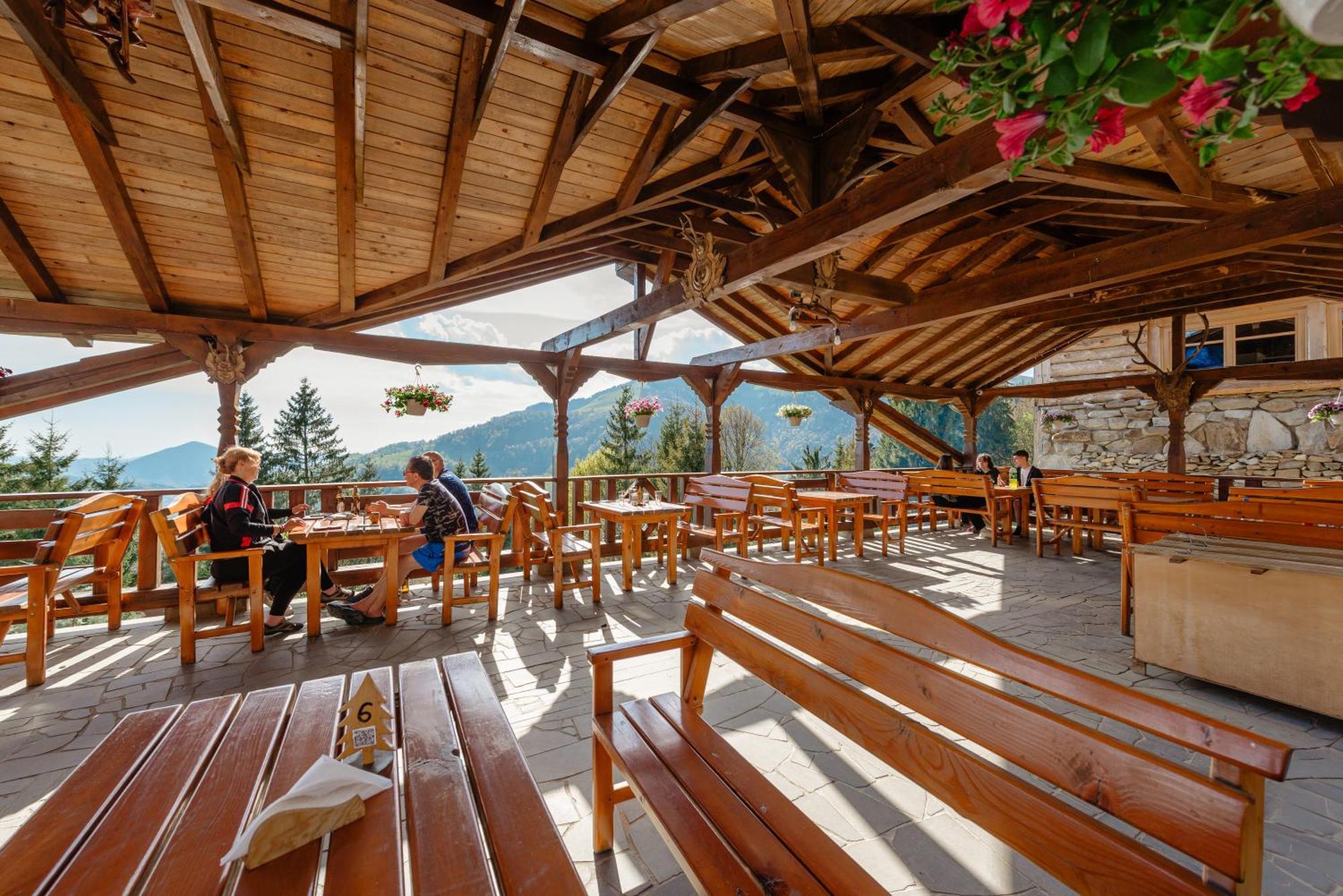 Complex Turistic Alpina Blazna Sant Hotel Exterior photo