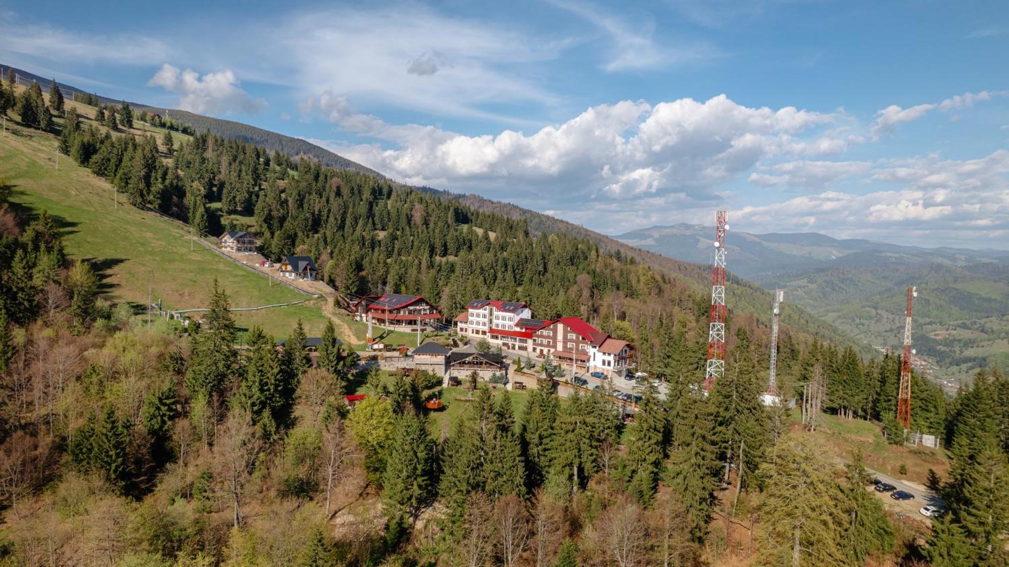 Complex Turistic Alpina Blazna Sant Hotel Exterior photo