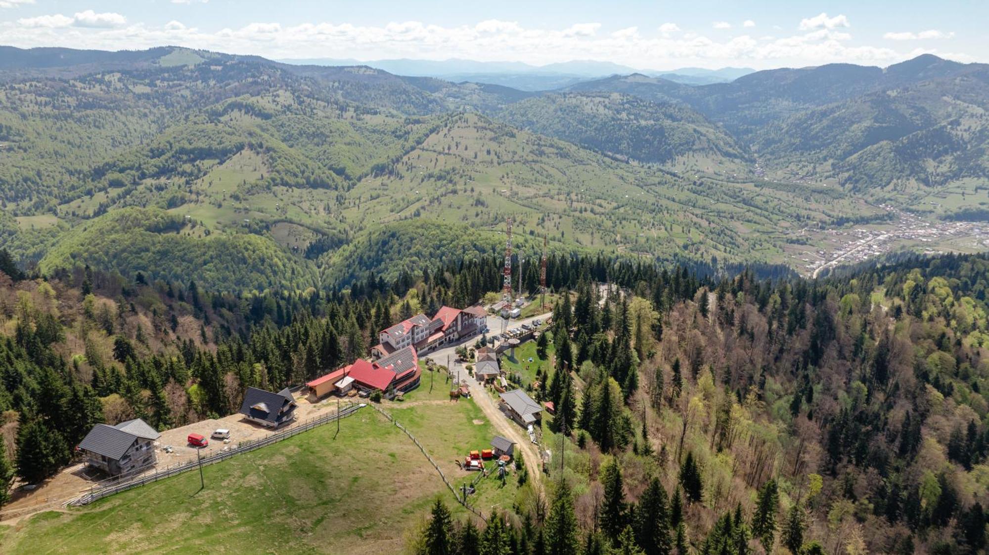 Complex Turistic Alpina Blazna Sant Hotel Exterior photo